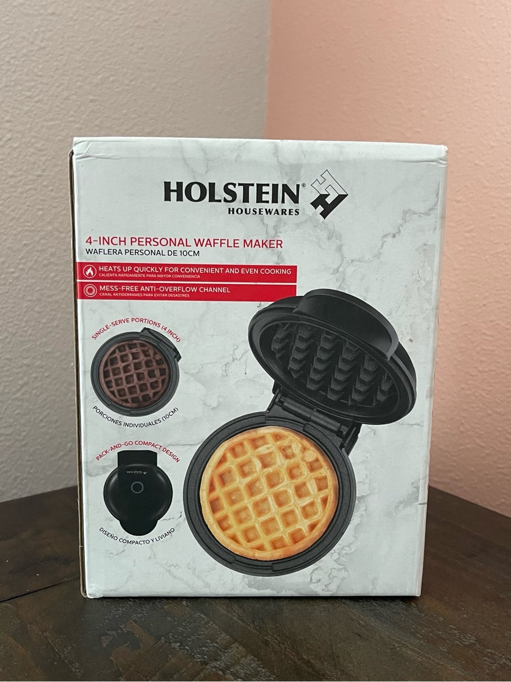 Holstein Housewares 4-Inch Personal Waffle Maker - Black
